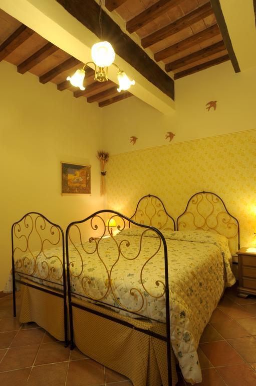 Agriturismo Podere Poggio Ai Cieli سان جيمينيانو الغرفة الصورة